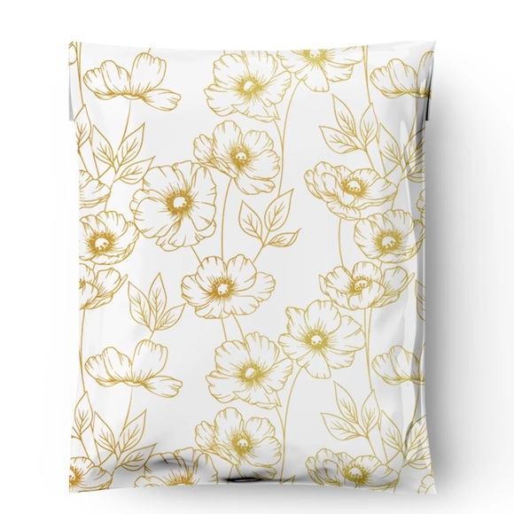 ⭐️ 20 GOLD & white flower Poly Mailers 10 x 13 in - Picture 1 of 5
